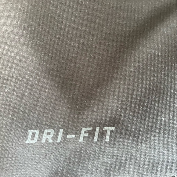 Nike XL Pro Combat Black Long Sleeve Shirt - Picture 4 of 4